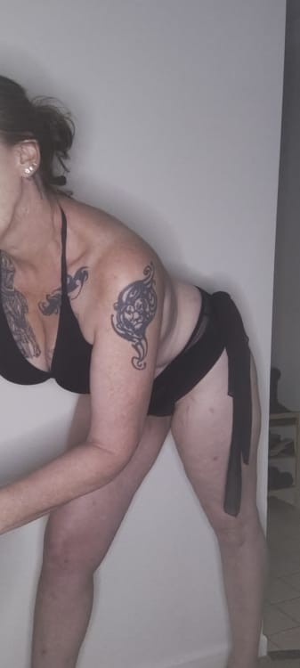 Aussie Miss Vivienne