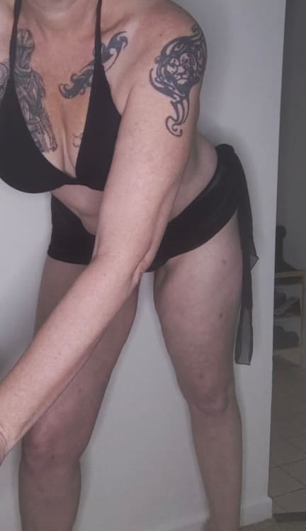 Aussie Miss Vivienne