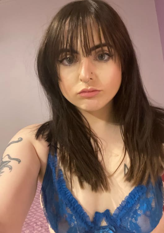 Danielle Peach Ivy