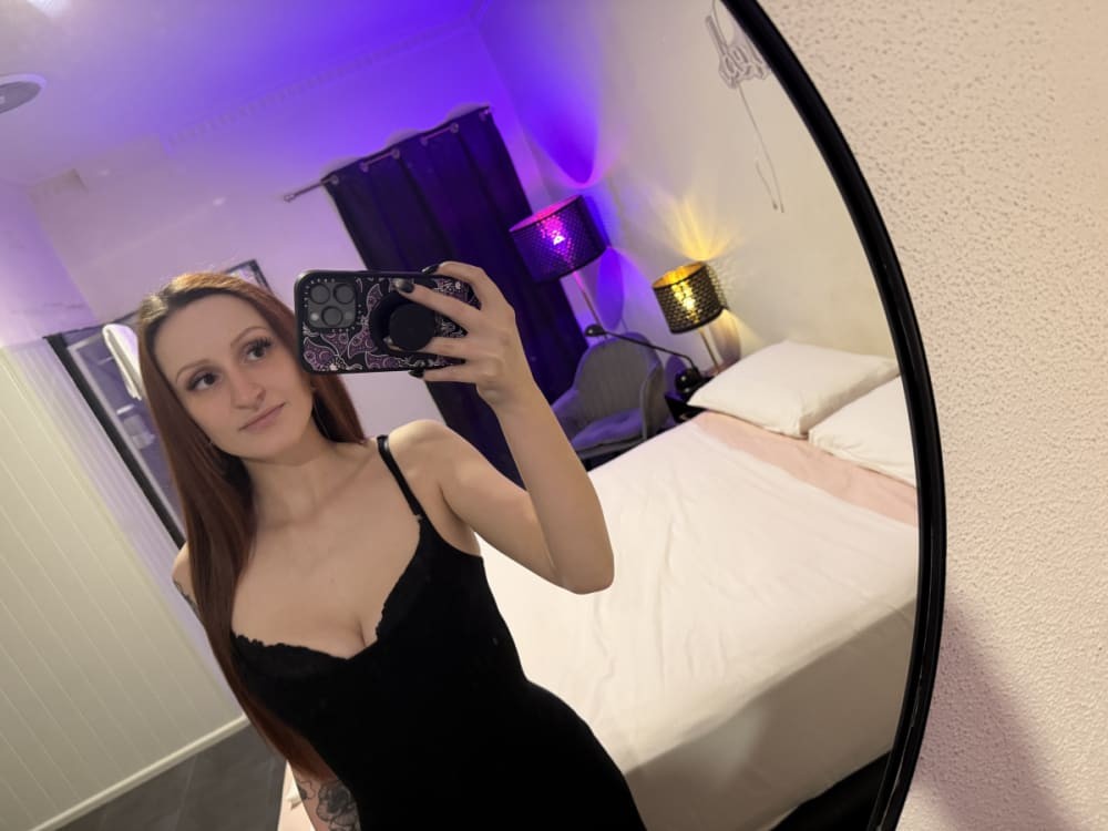 Lucinda Luxx