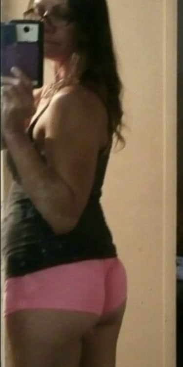 SEXY MILF