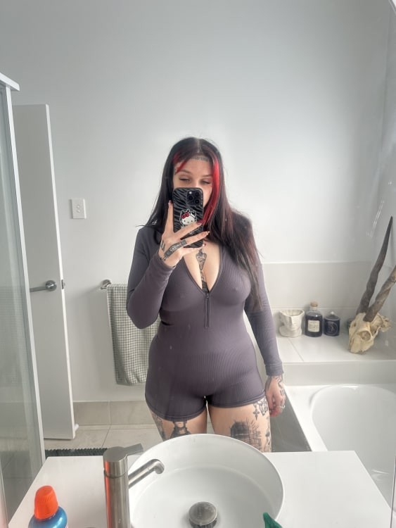 Miss Raven Deville