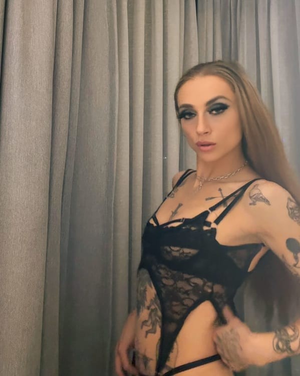 Miss Ronnie Rose