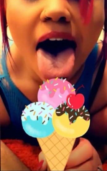 Chloe Blowie😘
