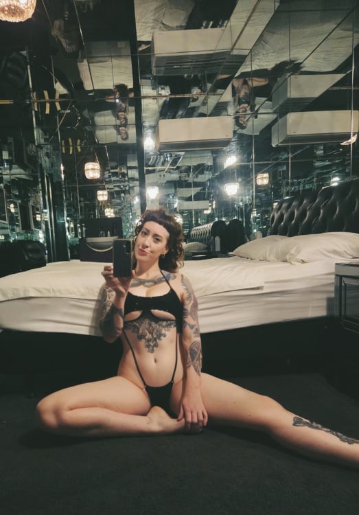 Elle Degenerate