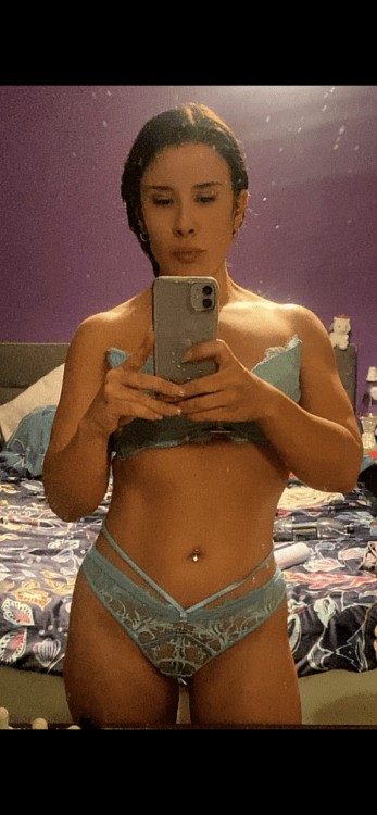 Nikkiflicka14
