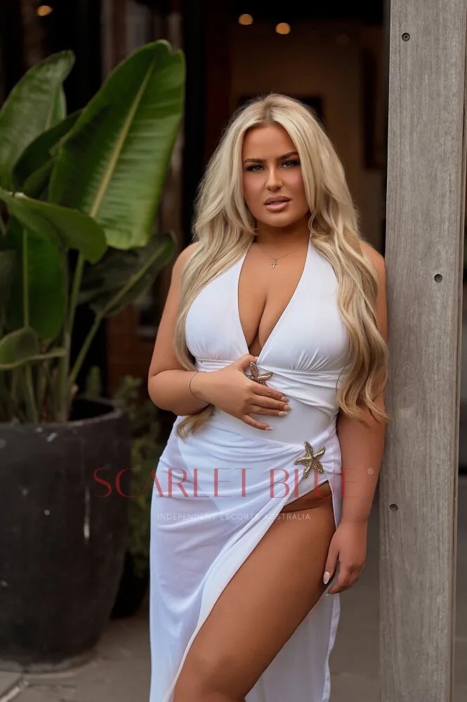 Ms Amber