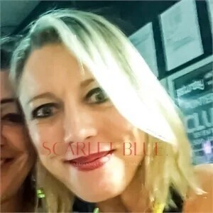 Amy Dea Private