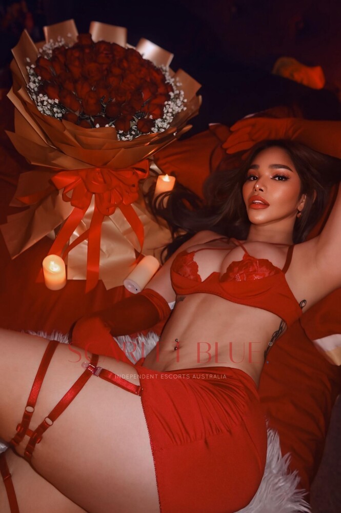 Hot Mocha Girl Monica