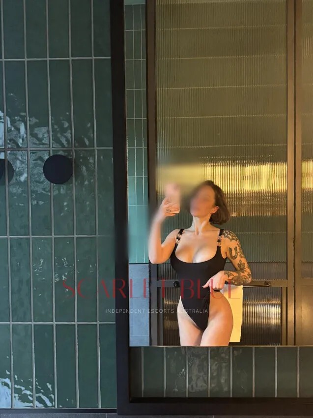 Nicole of Melbourne