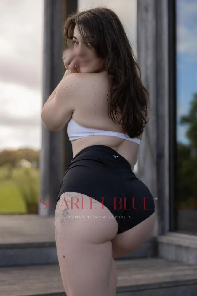 Zahra Belle