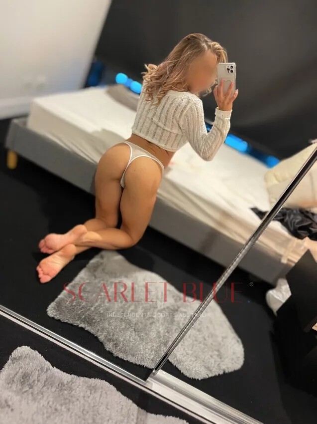 Christine Nova